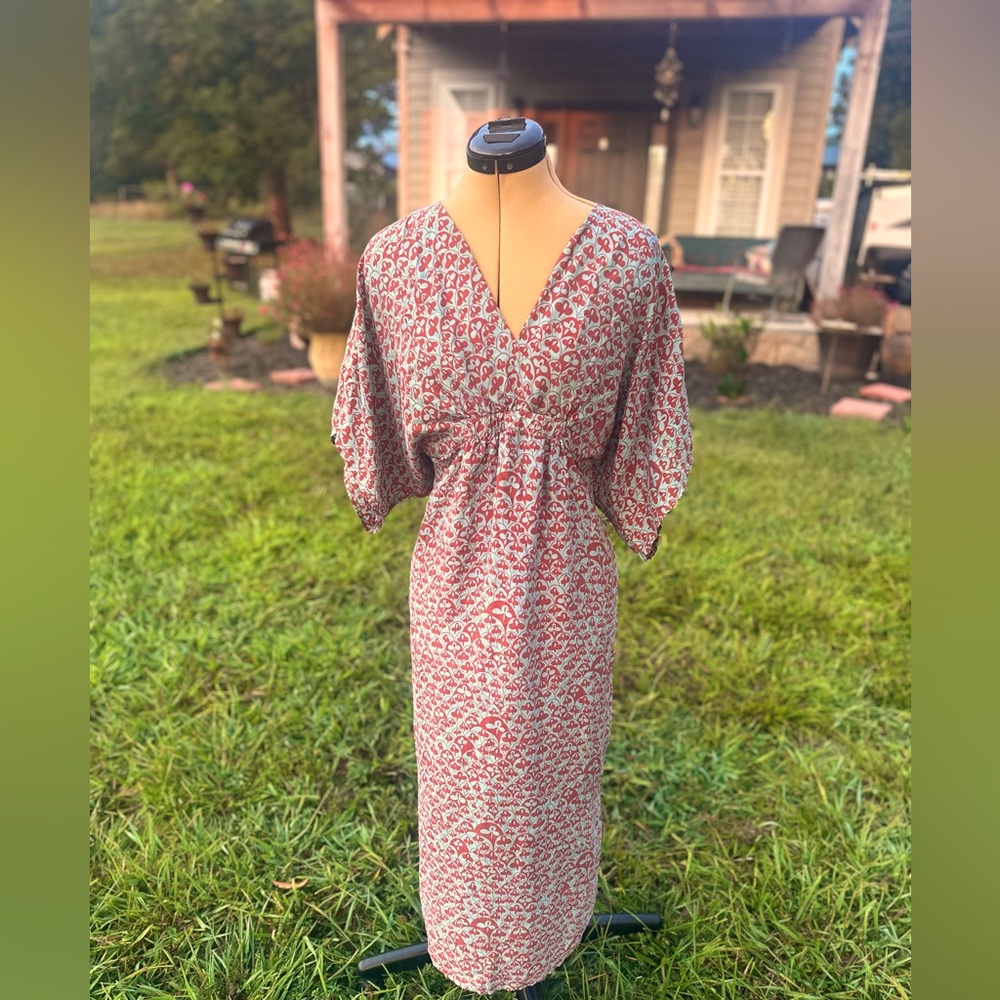 The Territory Ahead blue and maroon 100% silk midi dress. Size small. Side slits